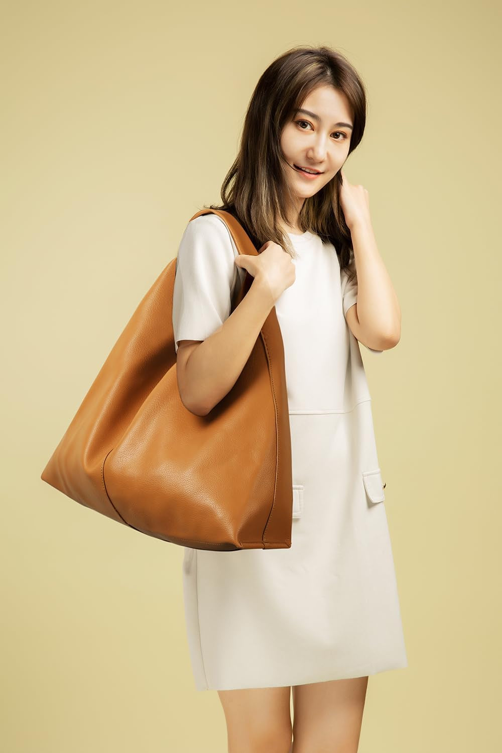 Vegan Leather Oversized Hobo Bag Damen – Light Brown