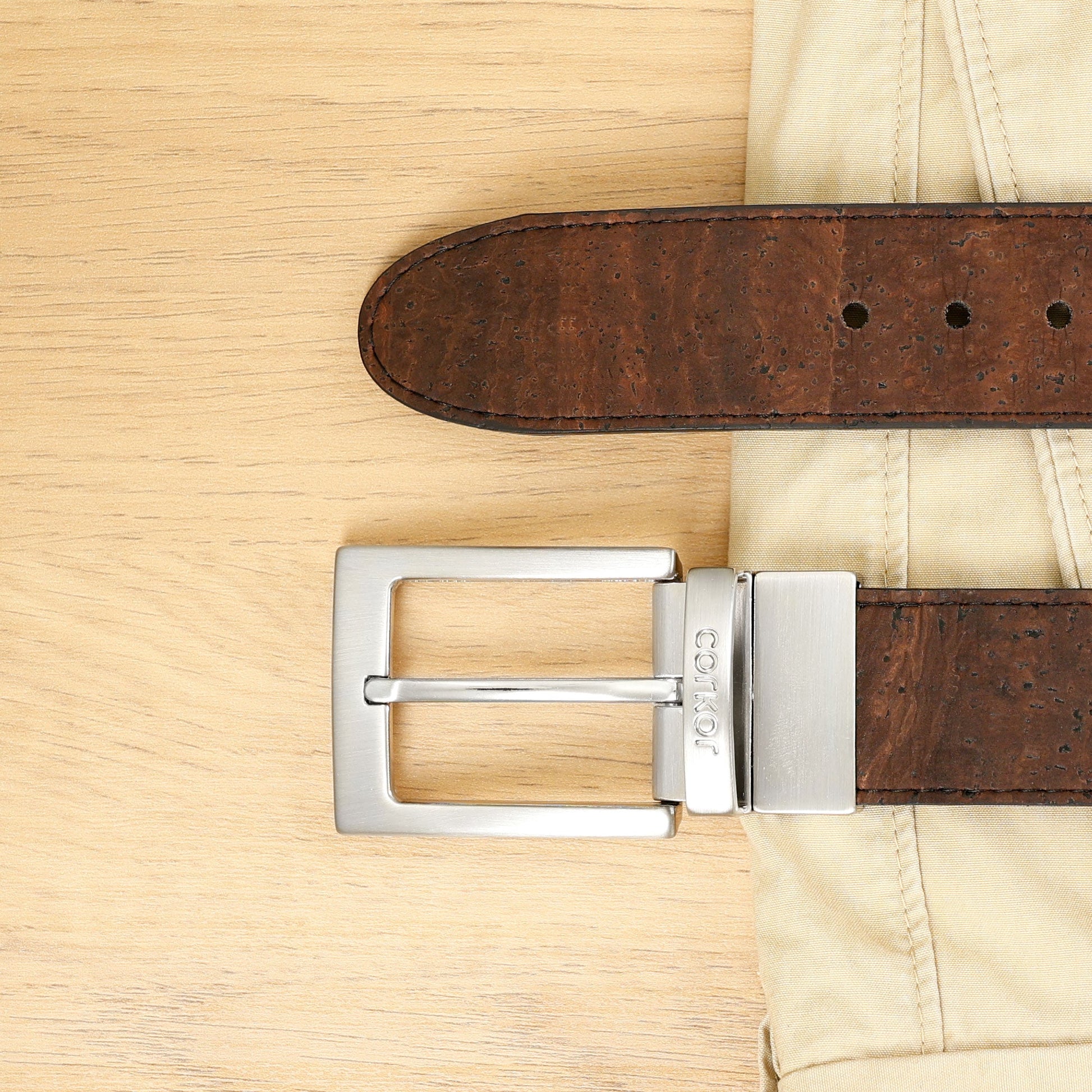 Versatile Reversible 35MM Cork Belt - Stylish and Eco-Friendly